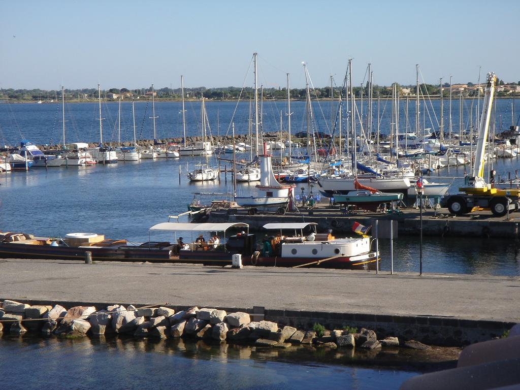 Port Rive Gauche Iona Apartment Marseillan  Exterior photo